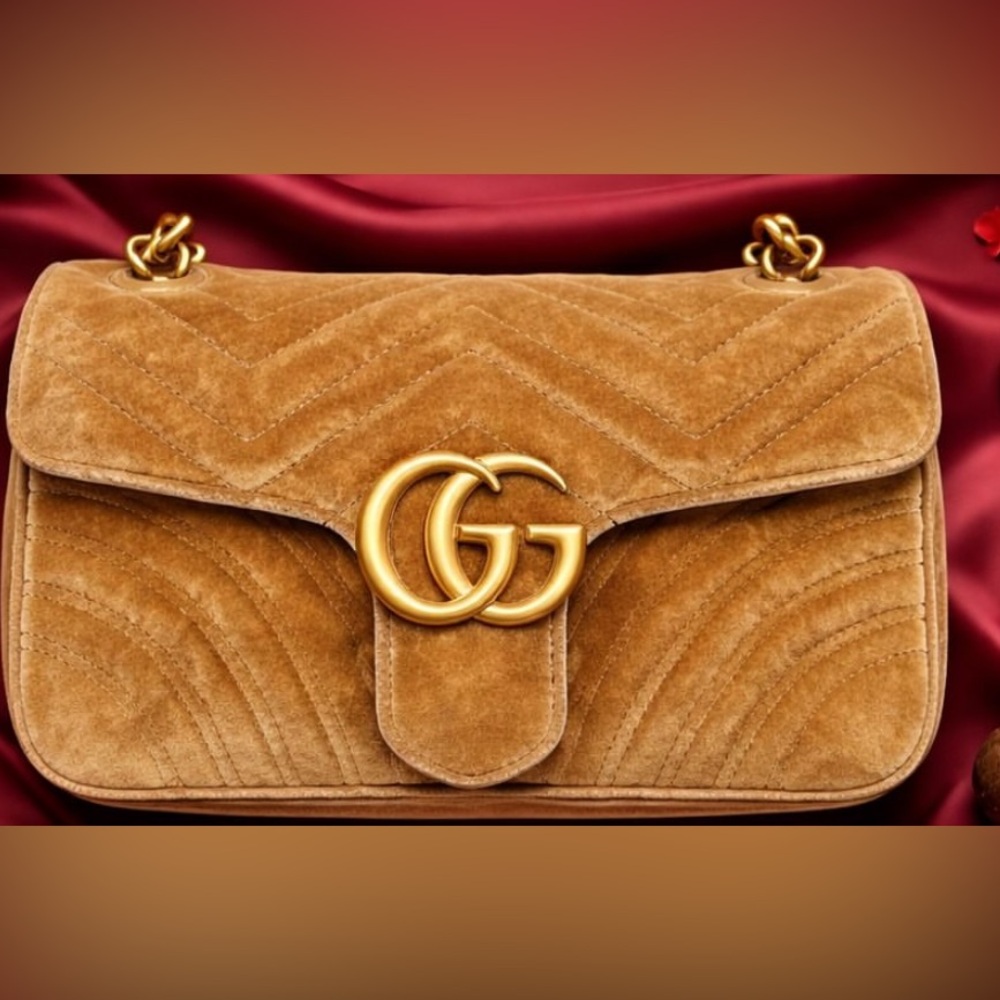 Brand new Gucci Elegant Tan/ brown  Shoulder Bag crossbody